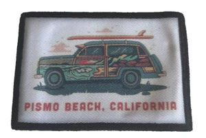 Pismo Beach California Patch zum Aufnähen Mütze Jacke Tasche Jeans mit Woody, Surfboard - Bild 1 von 2