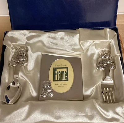 Conjunto de presente vintage banhado a prata garfo bebê colher moldura ursinho de pelúcia caixa original - Imagem 1 de 4