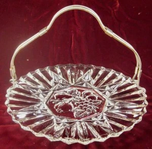 Fruit Cookie Cake Plate Clear Glass With Detachable Handle Star Serving HELP (O) - Picture 1 of 9