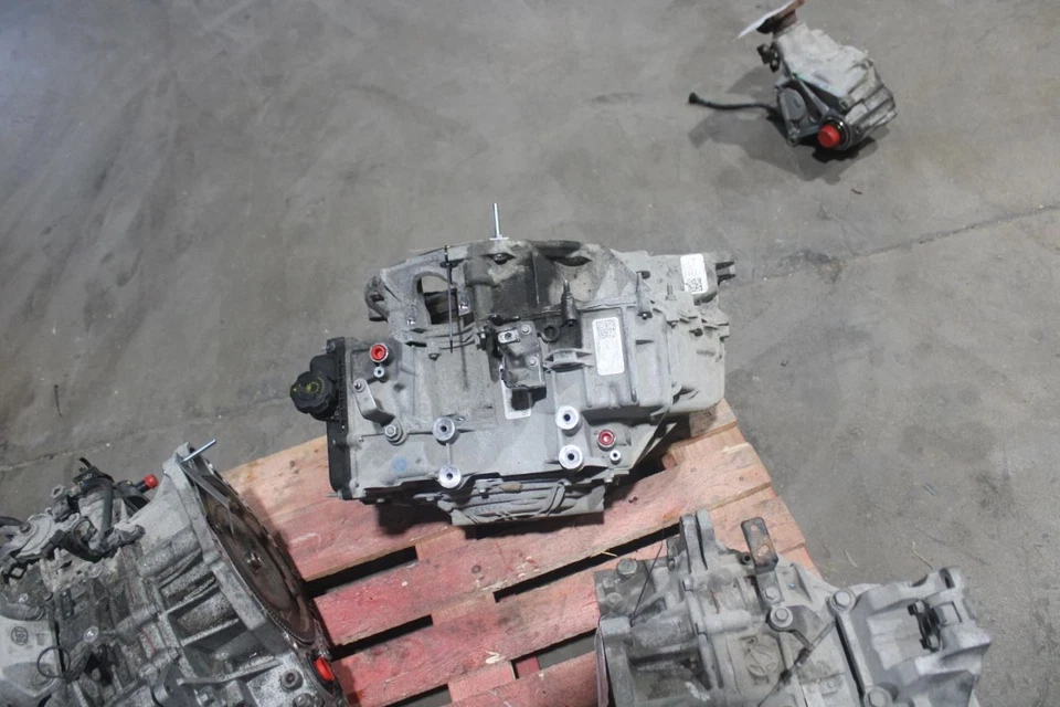 2017 Ford Edge Automatic Transmission 3.5L 4WD 105K Miles DA8Z7000NC Used — 第 1/4 张图片