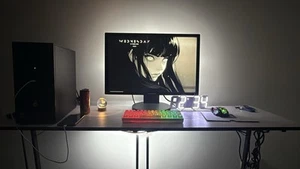Gaming Setup (pc / monitor/ mausbad / maus / keyboard/led uhr /led Licht/…… - Bild 1 von 11