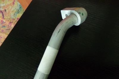 Tubo de CA trasero genuino Ford F2GZ-19D742-D nuevo OEM Ford 2016-2018 EDGE Foto 1 de 3