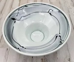 Susan Filley Signed Studio Art Pottery Porcelain Serving Bowl White Black Glaze - Picture 1 of 14