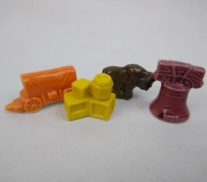 Wade Whimsies American Heritage Figurine Lot 4 Buffalo Tea Wagon Bell - Picture 1 of 3