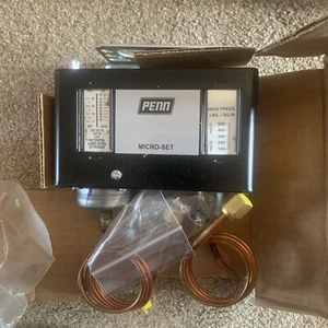 Johnson Controls Penn P70sa-1C Dual Pressure Control, Two Spdt Switches NIB - Picture 1 of 7