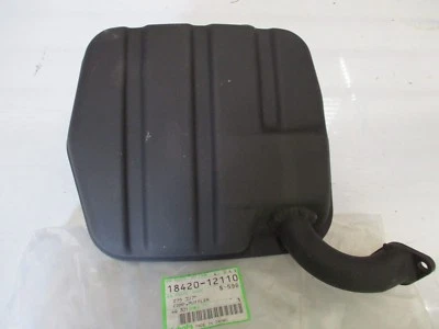 Kubota AV2500 Muffler -1842012110 - Image 1 of 3