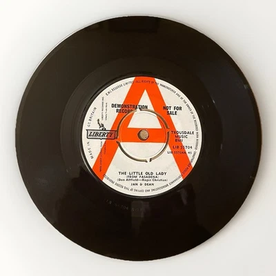 Jan & Dean LIttle Old Lady / My Might GTO UK Liberty RED A LABEL 1965 7 Inch VG+ Foto 1 de 4