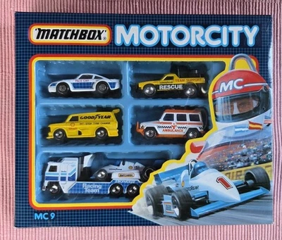 Matchbox Motorcity MC 9 Racing Set Diecast Formula 1 Transport & Rescue 1989 NEW - Image 1 of 4