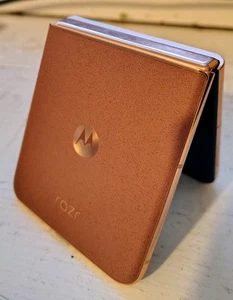 Motorola Razr Plus 2024 Mocha Mousse Unlocked - Picture 1 of 6