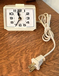 Vintage Westclox Bold II Drowse Dialite Electric Alarm Clock 22192 Tested - Picture 1 of 6