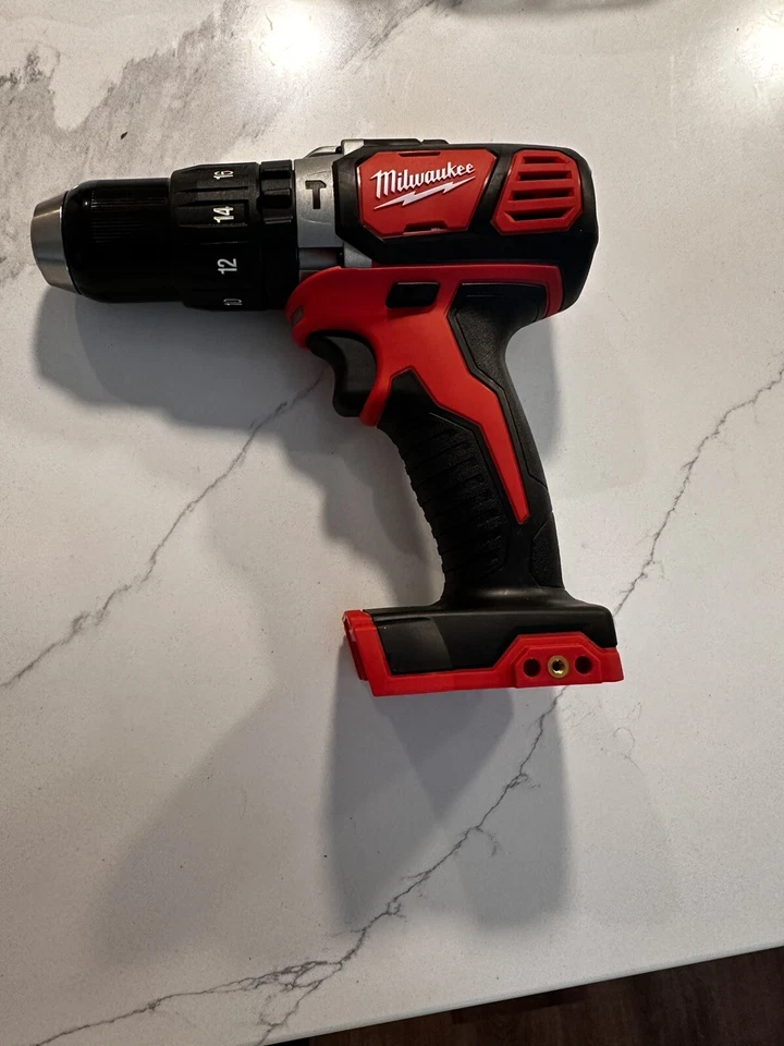 milwaukee tools - Image 1 of 4