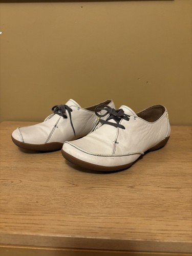 Scarpe Clarks Artisan Oxford donna 7 5 Felicia Vale pelle bianca flat derby