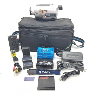 Sony Handycam DCR-TRV740 Camcorder Bundle W/Remote, Battery Charger Memory Stick - Image 1 of 4