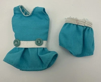 Conjunto Tutti Clon Azul Vestido Pantalones Cortos Borde Blanco COMO NUEVO Barbie De Colección Foto 1 de 4