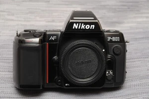 Nikon F-801 Black Body # 2327915 # - Bild 1 von 10