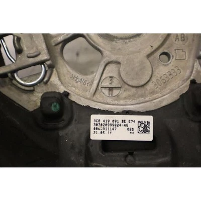 2010 Volkswagen Sharan (10-15) 7N 2.0 16V TDI (130KW) MNV Sport Steering Wheel - Image 1 of 4