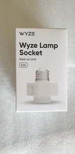 Adaptador de corriente de enchufe de lámpara de salida USB Wyze E26 WYZELS1 30W - blanco - Imagen 1 de 5