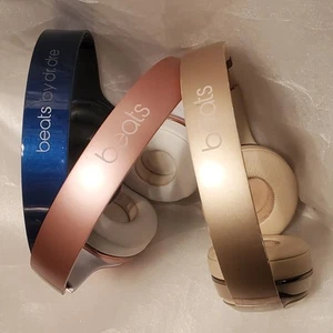 LOT OF BEATS BY DRE, 2/SOLO 3 HEADPHONES, 1/HD WIRELESS HEAD PHONE OVER EAR - Picture 1 of 8