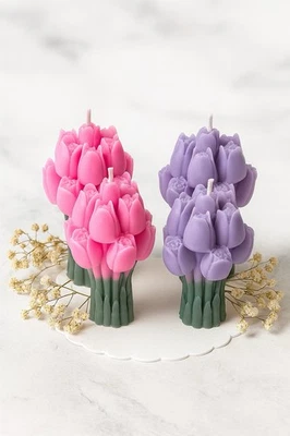 Tulip & Daisy Bouquet Candle 4 oz Soy Wax Lavender and Musck Fragance Candle - Image 1 of 4