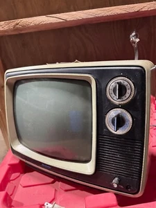 Vintage 1977 Sharp TV. - Picture 1 of 8