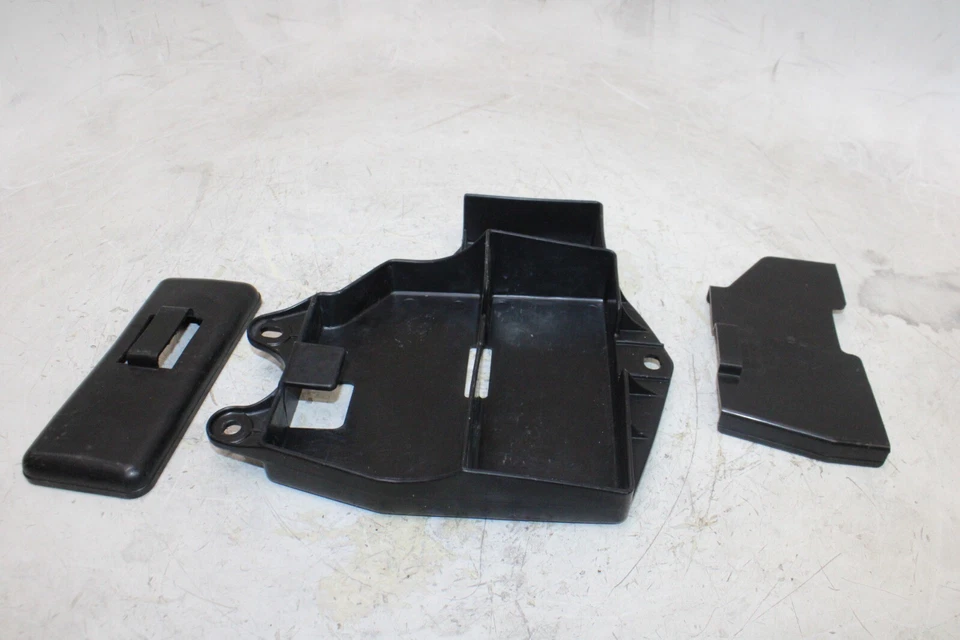 Honda CX500C 1981 OEM CAJA DE HERRAMIENTAS DE PLÁSTICO BANDEJA SOPORTE JUEGO DE CUBIERTA Foto 1 de 4