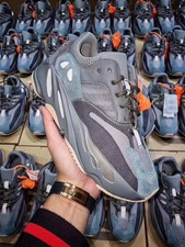 adidas yeezy 700 hombre olive