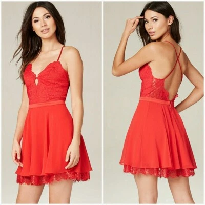 Vestido skater BEBE Kaylee encaje rojo talla 4 nuevo con etiquetas Foto 1 de 4