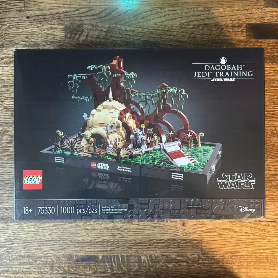 LEGO Star Wars #75330 Dagobah Jedi Entrenamiento Diorama RETIRADO Caja Sellada Foto 1 de 2