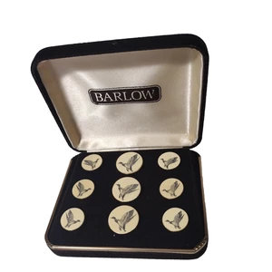 Vintage Flying Ducks Scrimshaw Carved Button Set by Barlow 1970s - Picture 1 of 8