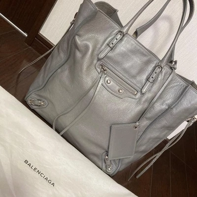 Bolso de Mano Balenciaga Papel Cuero Gris De Colección Raro Único en su Tipo Foto 1 de 4