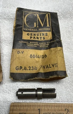 Oldsmobile 1952 nuevo de lote original con transmisión HydraMatic servo delantero 4 3 válvula de cambio descendente #8614126 Foto 1 de 4