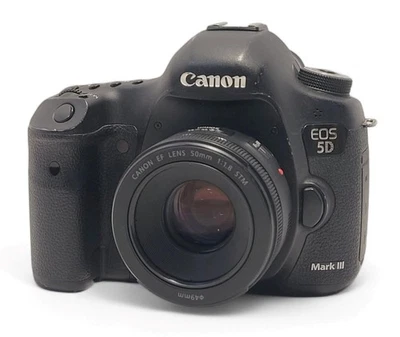 CANON EOS 5D MARK III CMOS 22.3MP 1080p DIGITAL DSLR CAMERA + EF 50mm f/1.8 LENS - Image 1 of 4