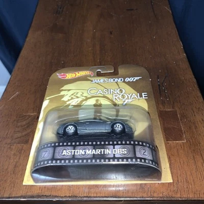Hot Wheels Retro Entertainment 007 2013 Casino Royale Aston Martin DBS Mattel  Foto 1 de 4
