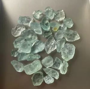 Light Blue Aquamarine Rough @ 220 cts From Madagascar - Picture 1 of 4