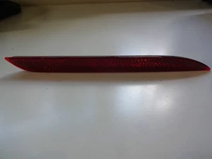 2016 Ford Mustang Right Hand Red Rear Reflector - FR3B-17A848-A - Photo 1/8