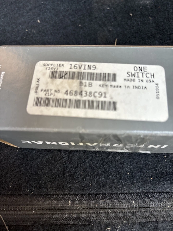 Interruptor internacional genuino ASSY IGN & Starter 468438C91 conjunto de encendido OEM Foto 1 de 3