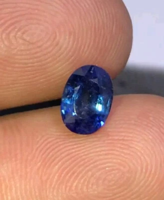 1ct Royal Blue Certified Sapphire Gemstone Nice color from Ceylon Heated Only - Image 1 of 4