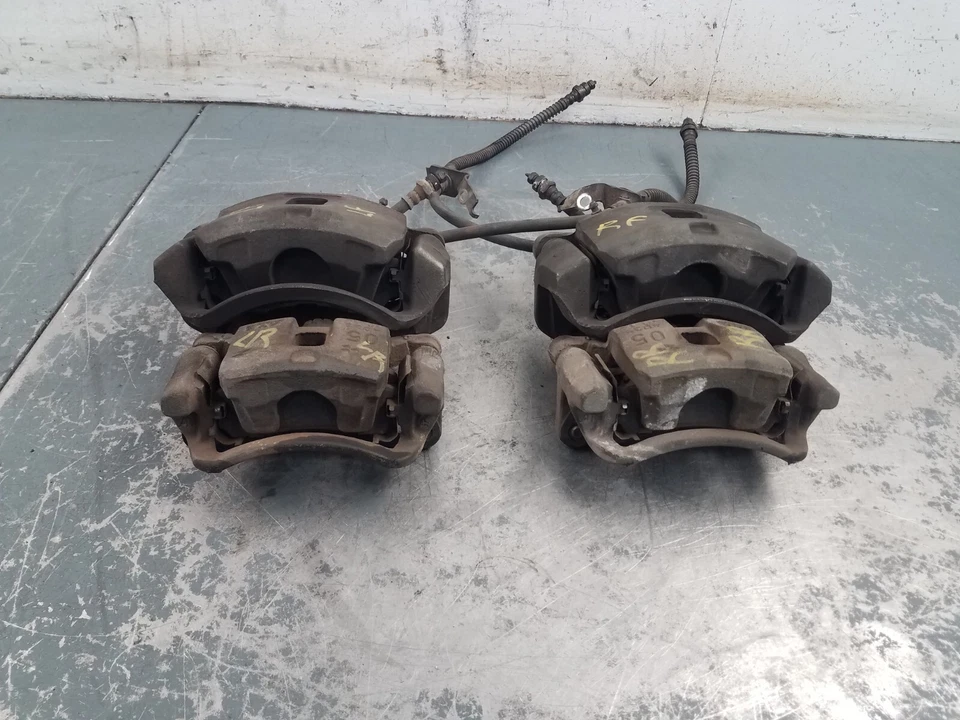 Juego de pinzas de freno Mitsubishi Eclipse GS 1995 cupé #1314 D3 Foto 1 de 4