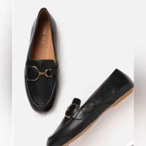 Geox Mokassins mit Metallakzent 6,5 - Bild 1 von 10