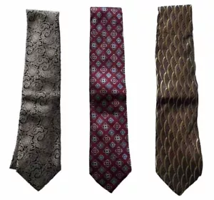 2 Joseph A Bank Silk Ties 59" length, 3.5 wide And 1 Pronto Uomo Tie 63" X 3.5" - Picture 1 of 9