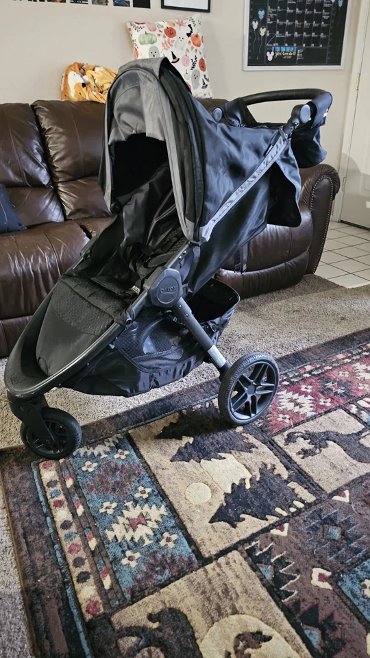 Britax B-Free Jogging Stroller – With Accessories(Rain CoverCupholdersSnackTray) - Image 1 of 4