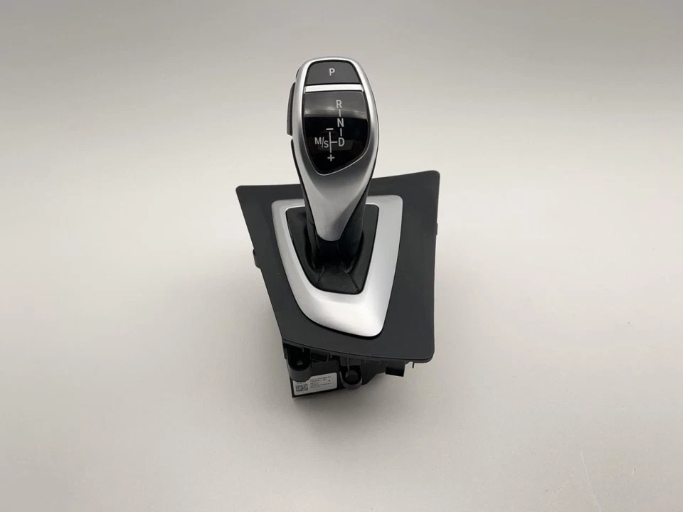 BMW 330i GT 2012-2018 palanca de cambios con moldura 2,0 L AWD 37 k - gran cupé - 38915 Foto 1 de 4