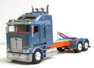 DCP/KCK 3D printed Custom stretched blue/orange Kenworth K200 tractor 1/64 - Picture 1 of 6