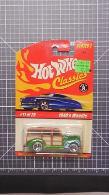 Hot Wheels Classics 1940s Woodie Series 1 H7076 Green 11/25 - Image 1 of 4