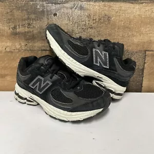 New Balance 2002R PS Black White - Kids Size 11 - PC2002BK - Picture 1 of 7