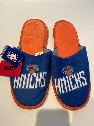 FOCO New York Knicks NBA Men's Big Logo Mesh Slide on Slipper Men’s Large 11-12 Cover