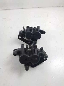 Suzuki GSX 600 F/FU AJ Bj: 98-02 Bremssättel Paar Vorne - Picture 1 of 3