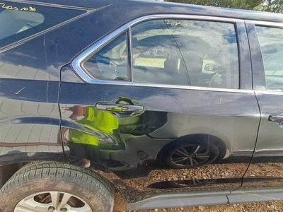 Used Rear Right Door Assembly Rear Side fits: 2013 Chevrolet Equinox w/o privacy Foto 1 de 4