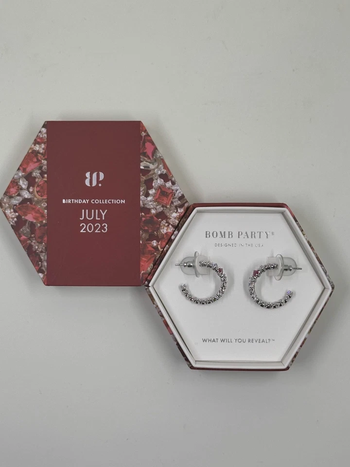 Bomb Party Perfect For Me julho 2023 RBP 6241 LC rubi sobre ródio - Imagem 1 de 1