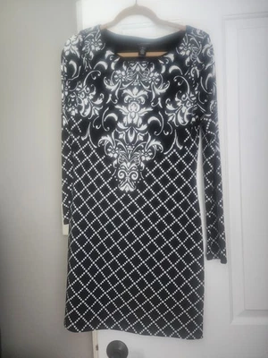 Vestido White Black House Market talla mediana Foto 1 de 2